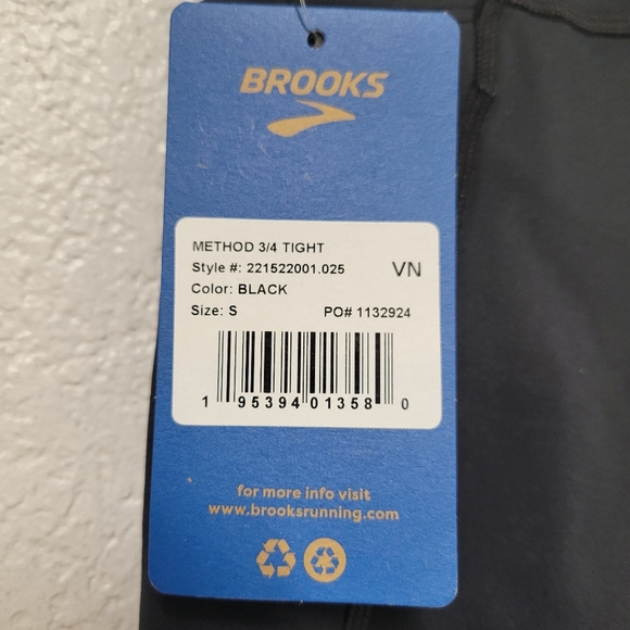 Brooks Womens Method 3/4 Tights Small Nwt Black - Picture 3 of 10